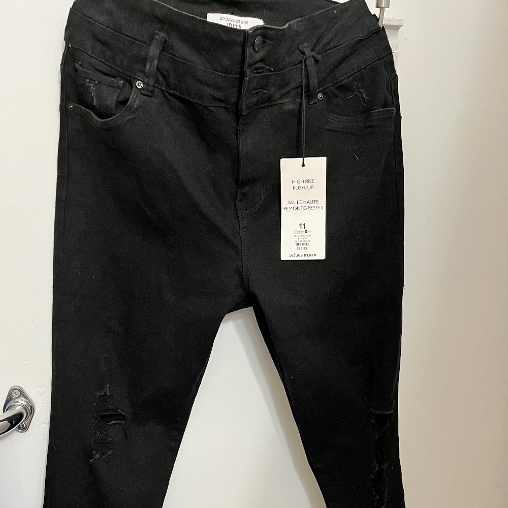 Size 11 black ripped skinny jeans